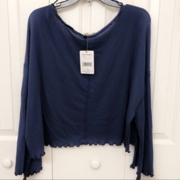 Free People Cropped Tee in Blue size L - Picture 2 of 6